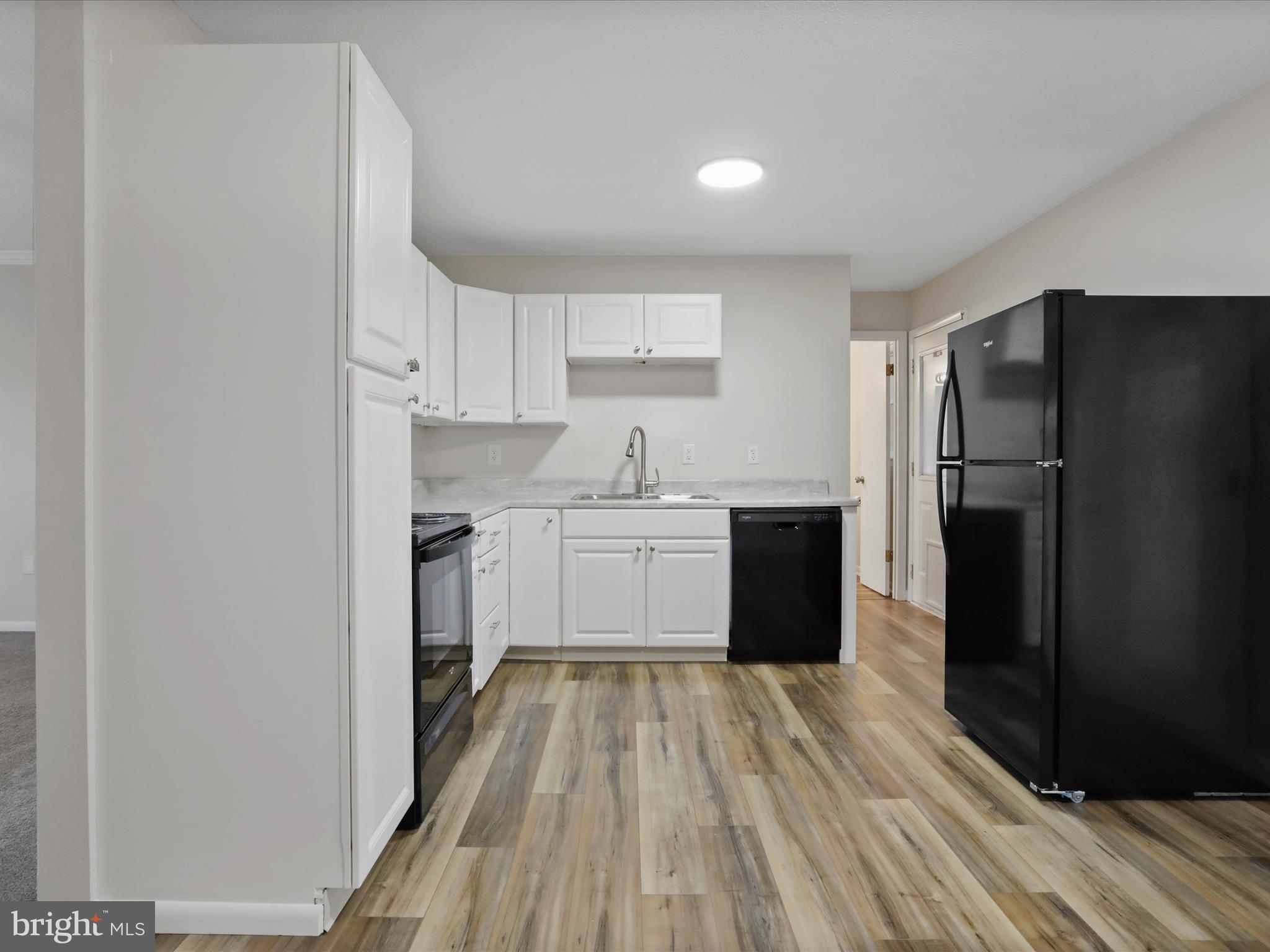 SUNRISE SUMMIT - Residential