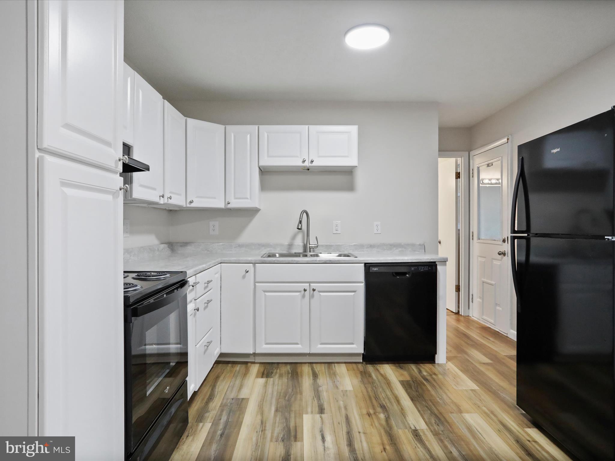 SUNRISE SUMMIT - Residential