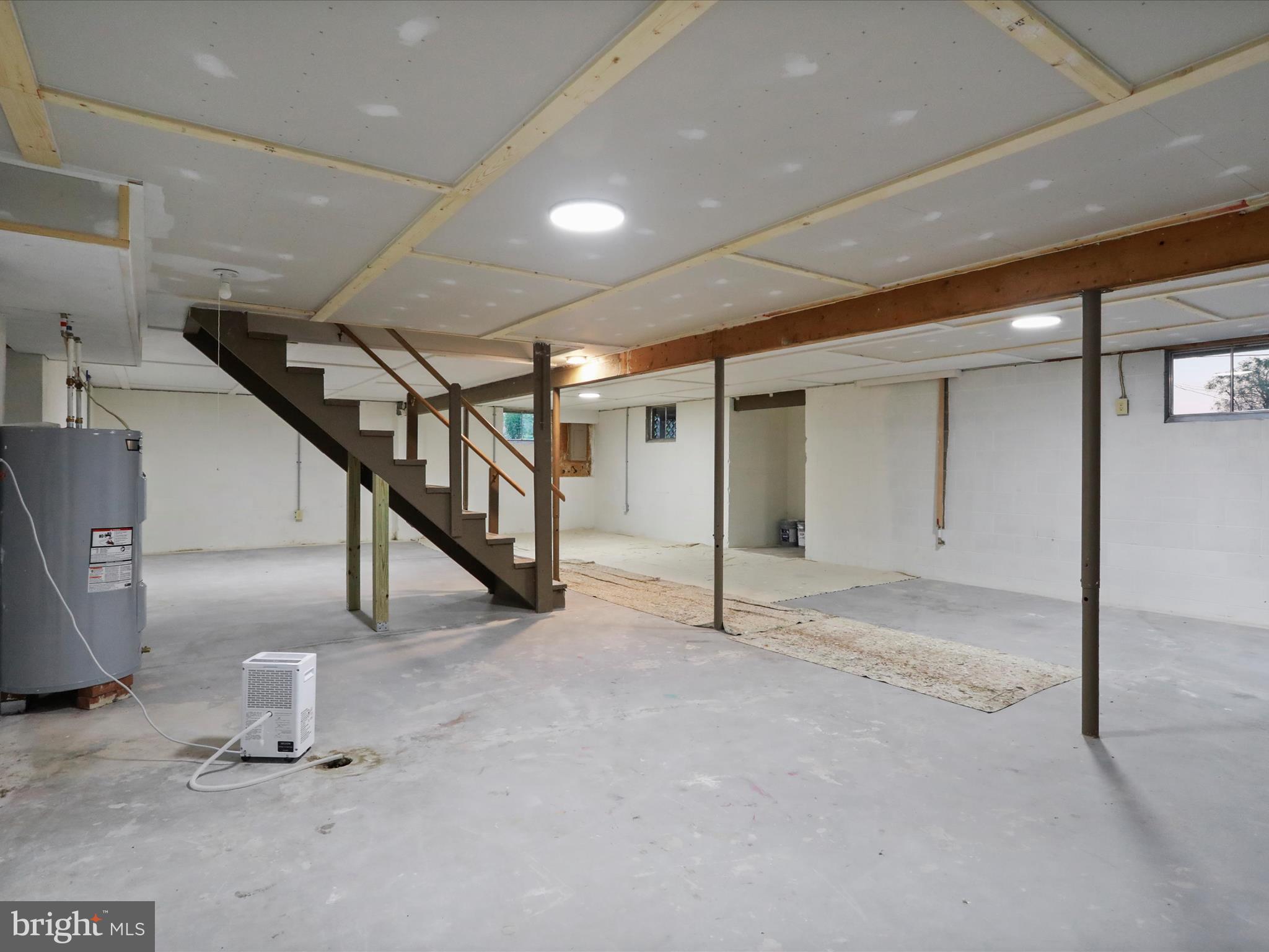 SUNRISE SUMMIT - Residential