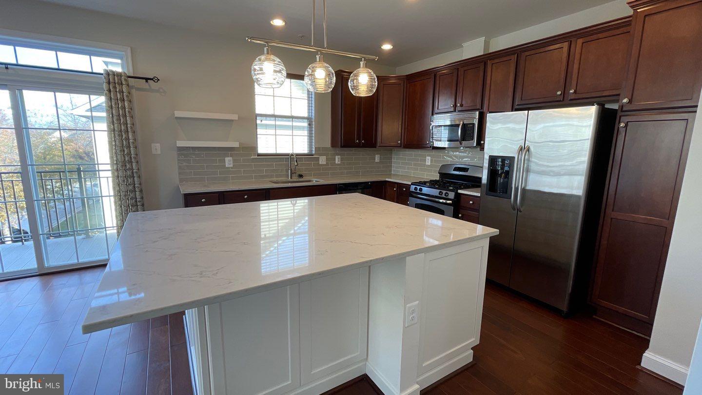 SHIPLEYS GRANT - Residential Lease