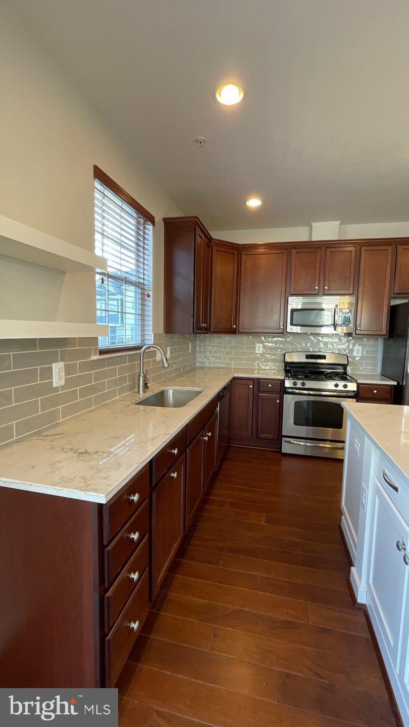 SHIPLEYS GRANT - Residential Lease