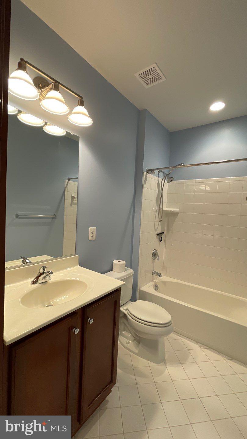 SHIPLEYS GRANT - Residential Lease