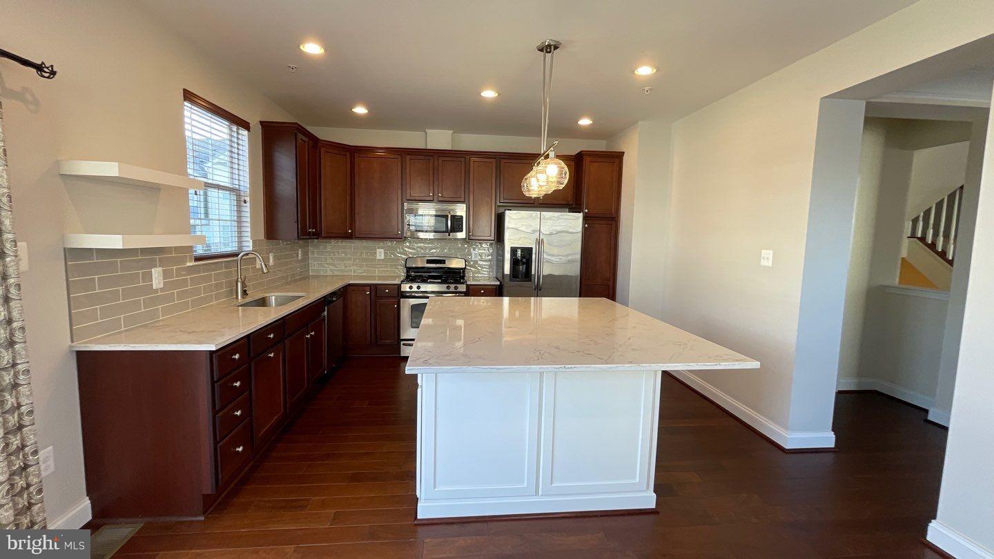 SHIPLEYS GRANT - Residential Lease