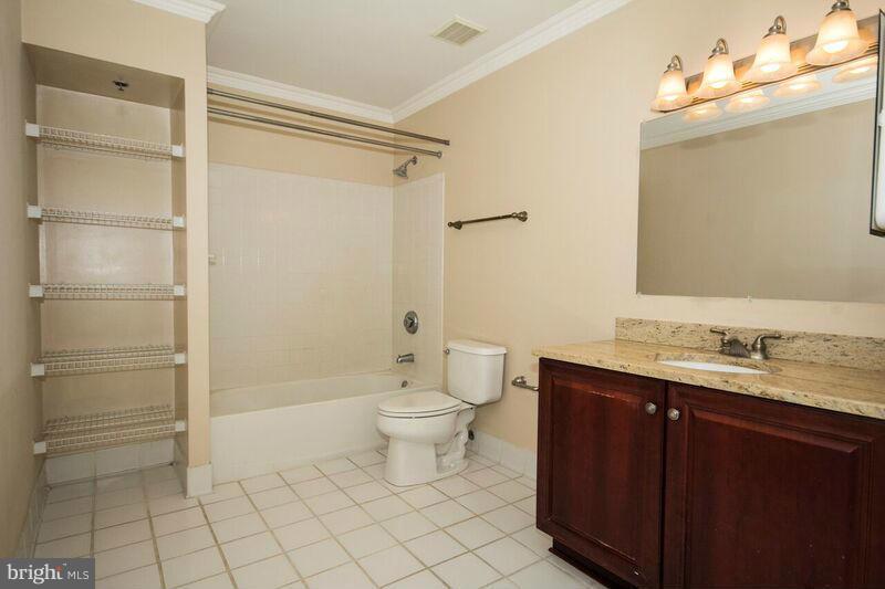 CANTON - Residential Lease