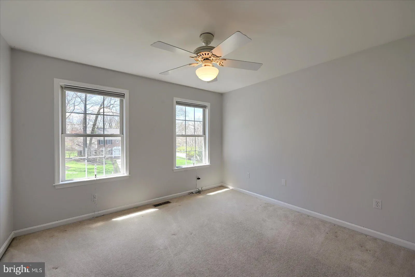Hanover, Pennsylvania 17331, United States, 4 Bedrooms Bedrooms, ,3 BathroomsBathrooms,Residential,Pending,106265