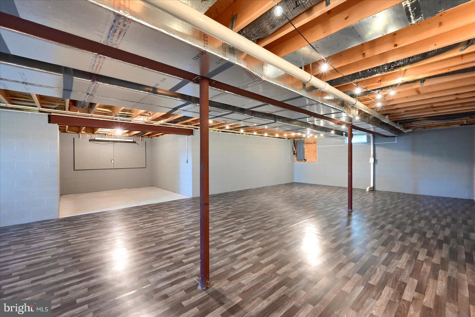 COUNTRYSIDE ESTATES - Residential