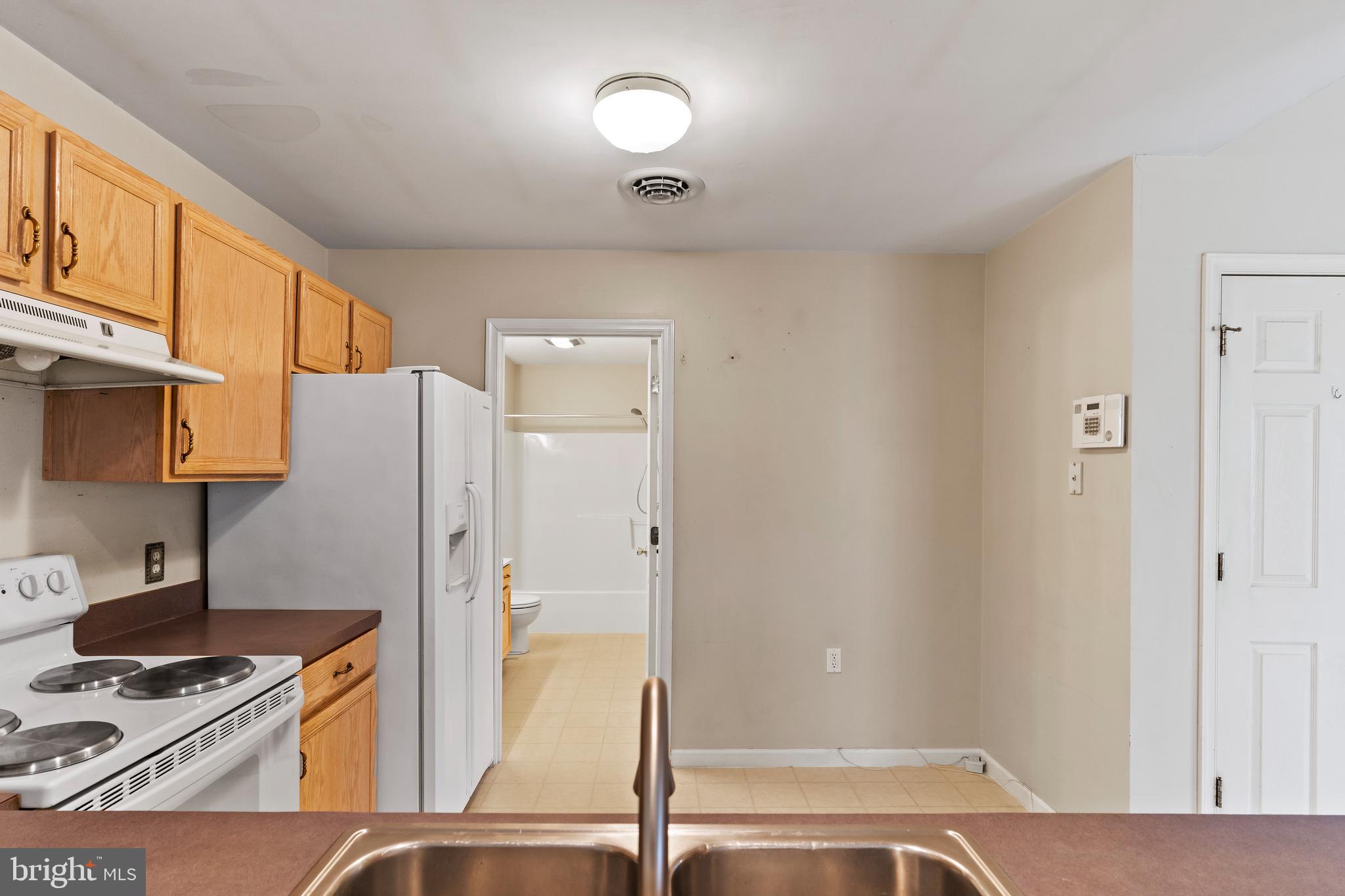 COURTYARDS OF CARLISLE - Residential