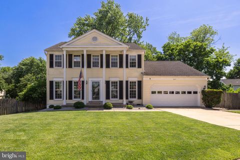 8317 FROSTY COURT LORTON VA 22079