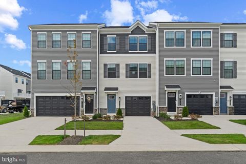 256 SOFT RUSH LANE LA PLATA MD 20646