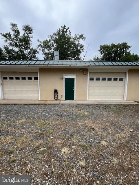 77 FALLSINGTON AVENUE BRISTOL PA 19007