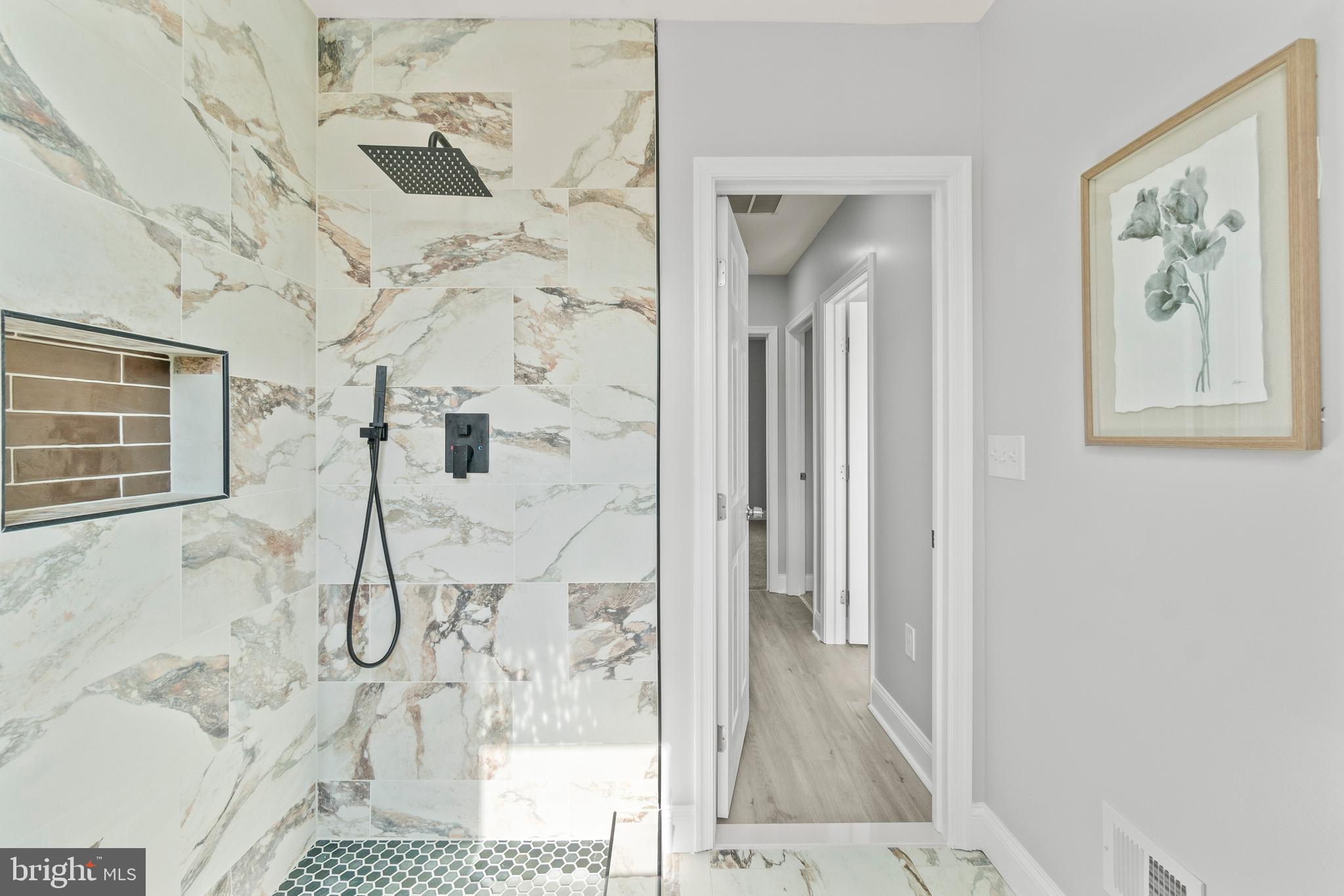 SANDTOWN-WINCHESTER - Residential