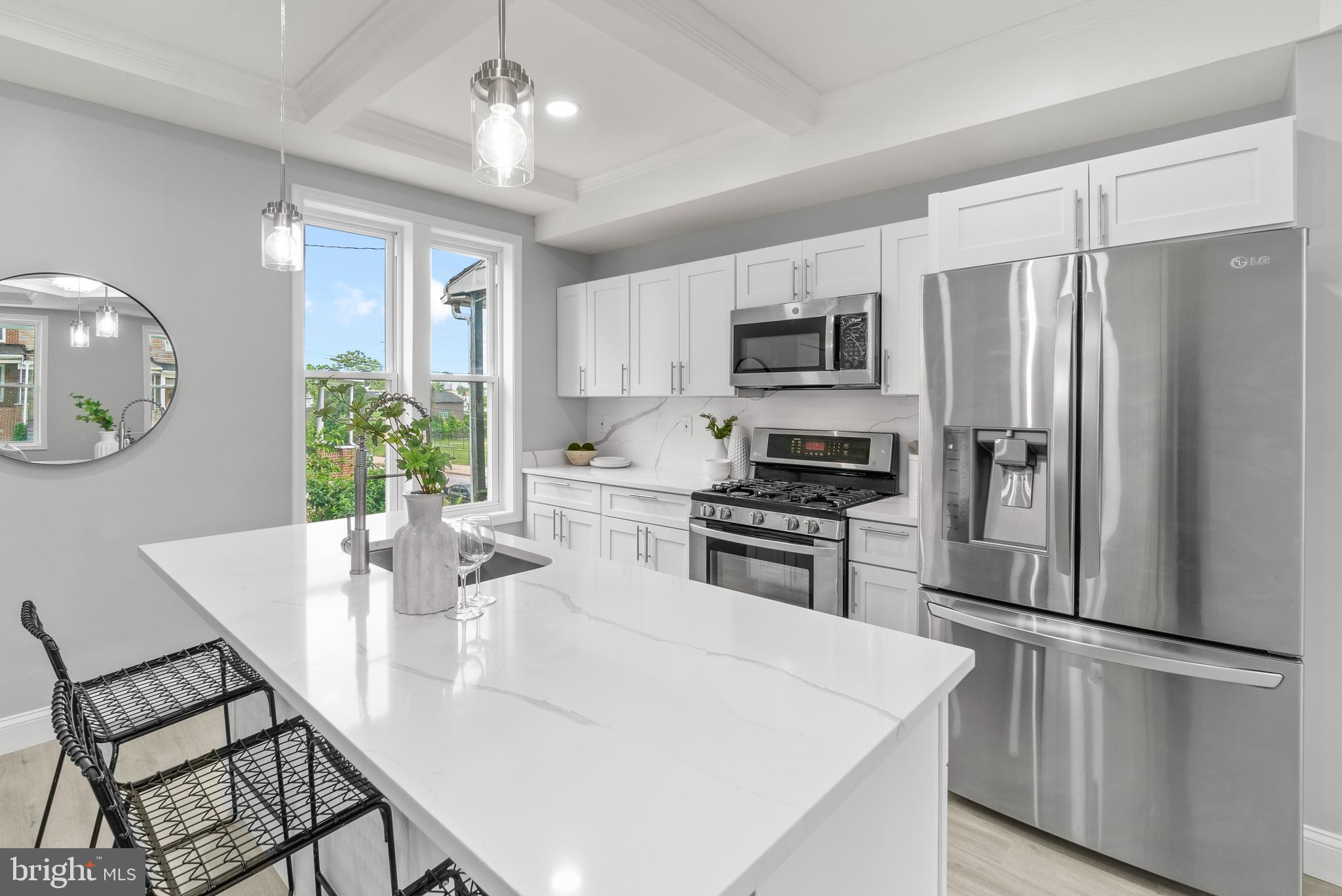 SANDTOWN-WINCHESTER - Residential
