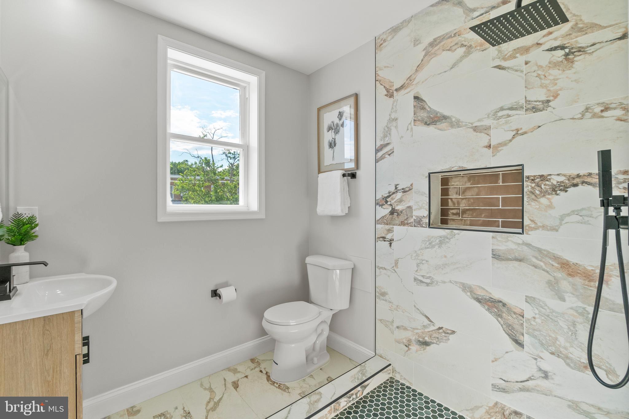 SANDTOWN-WINCHESTER - Residential