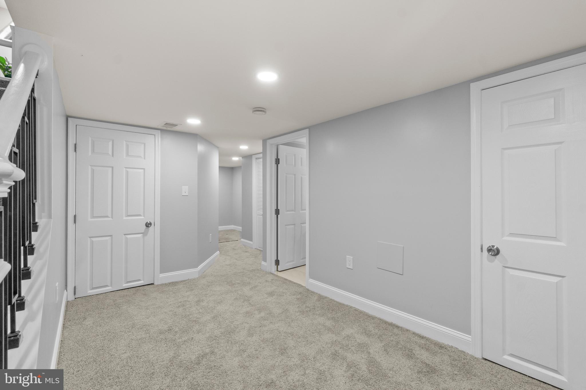 SANDTOWN-WINCHESTER - Residential