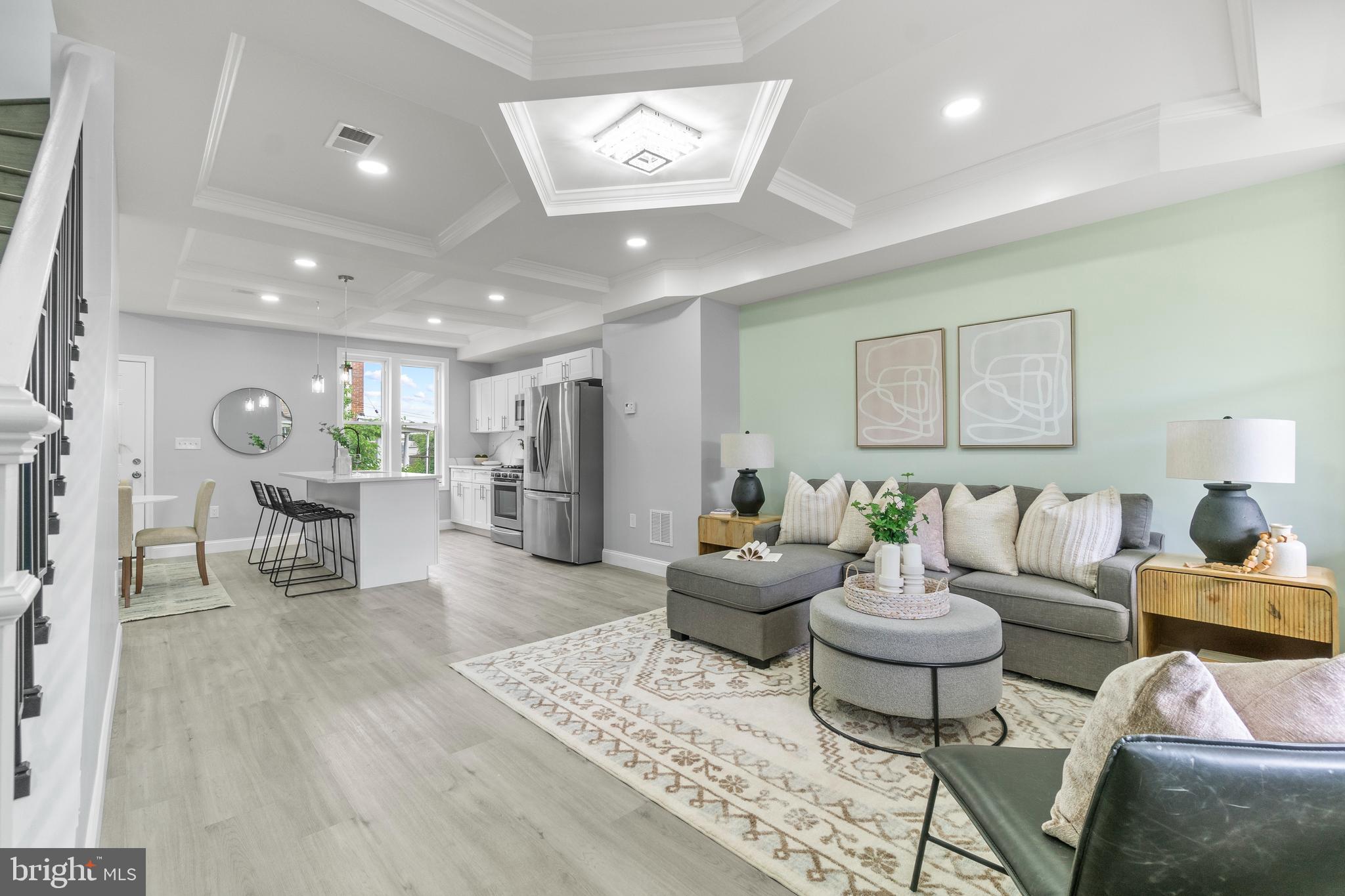 SANDTOWN-WINCHESTER - Residential