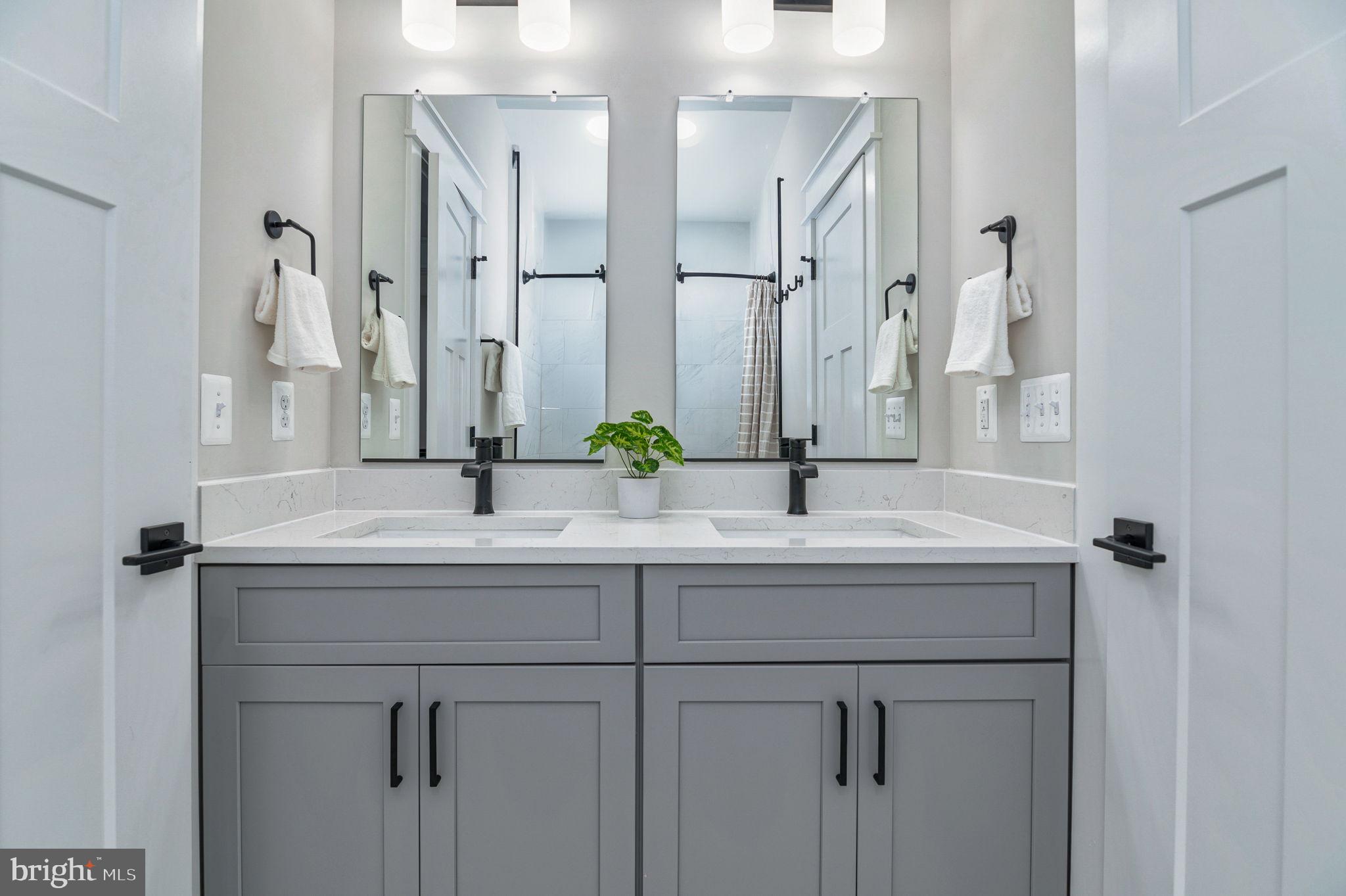 POPLAR HEIGHTS - Residential