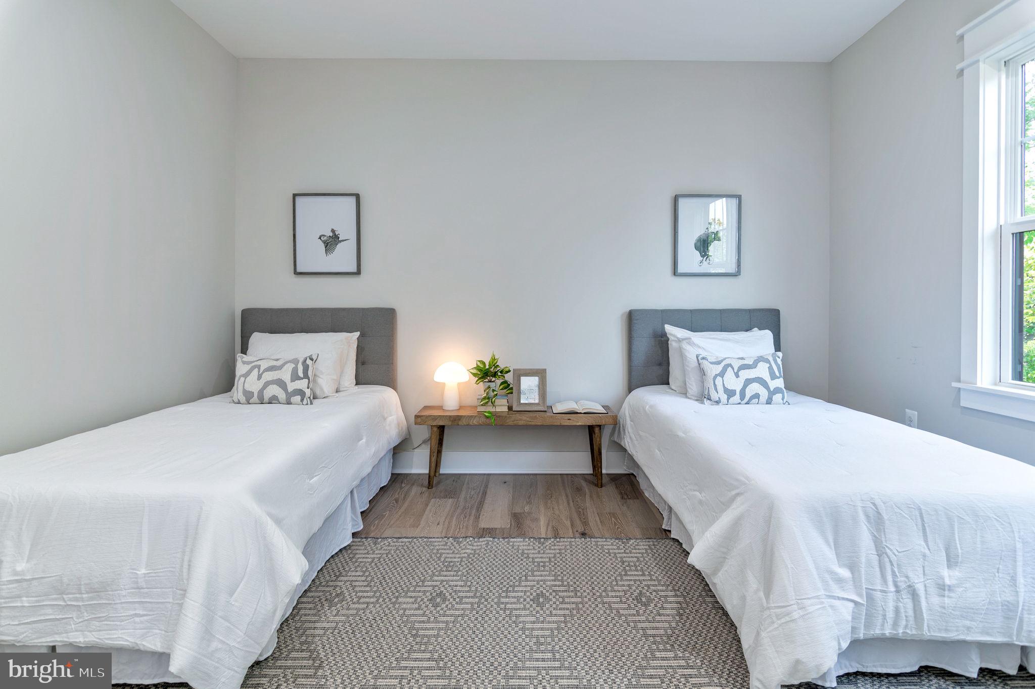 POPLAR HEIGHTS - Residential