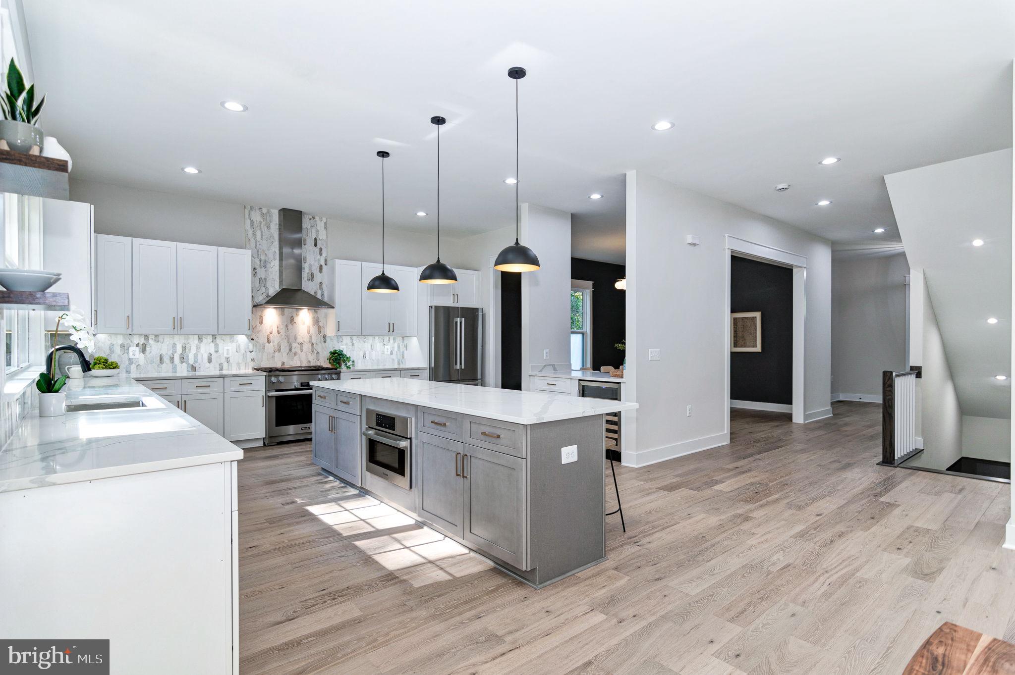 POPLAR HEIGHTS - Residential