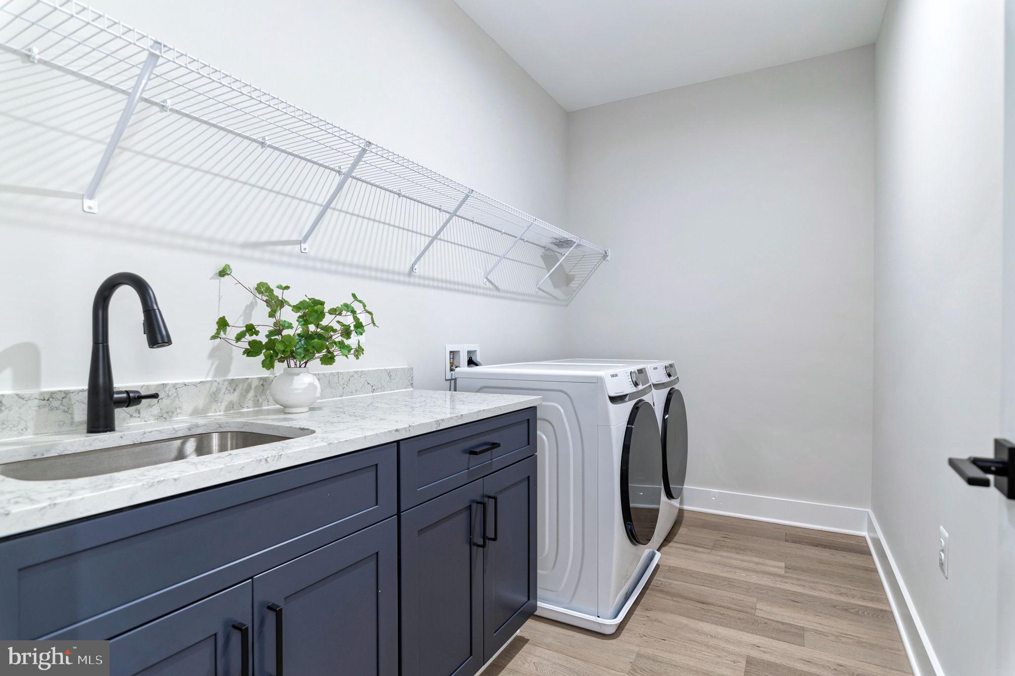 POPLAR HEIGHTS - Residential