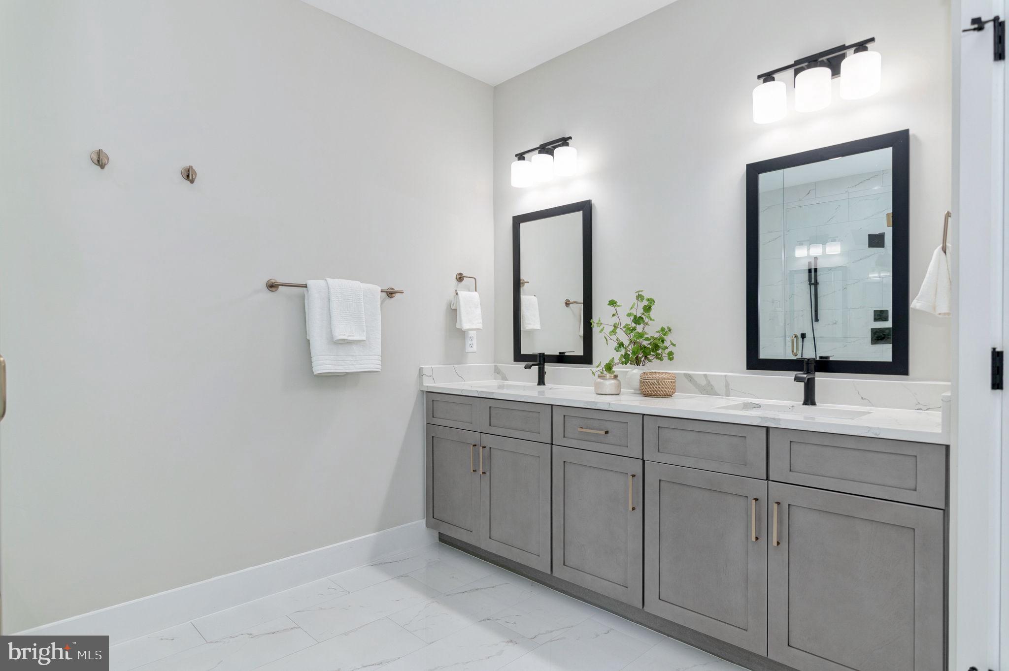 POPLAR HEIGHTS - Residential