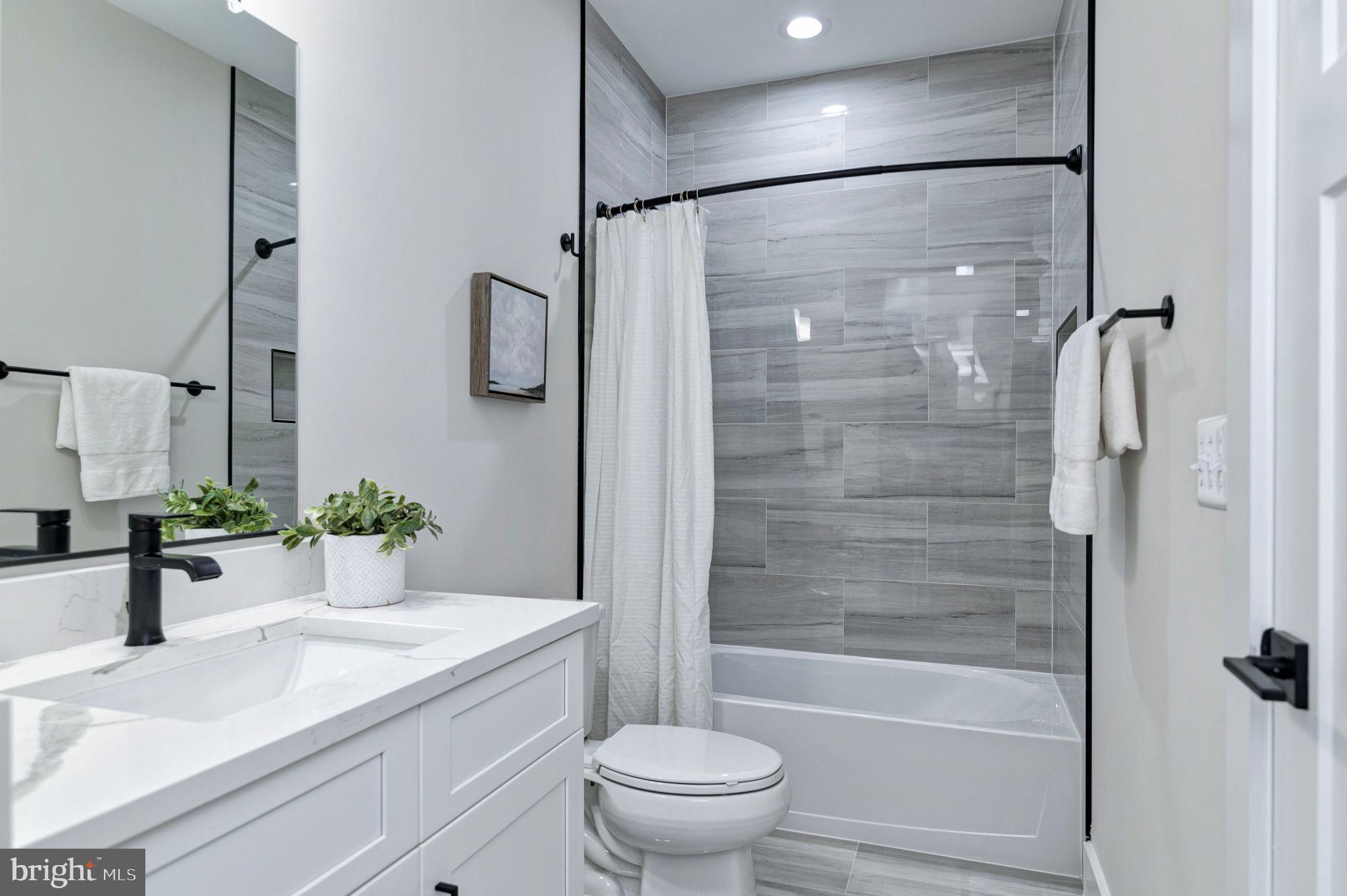 POPLAR HEIGHTS - Residential