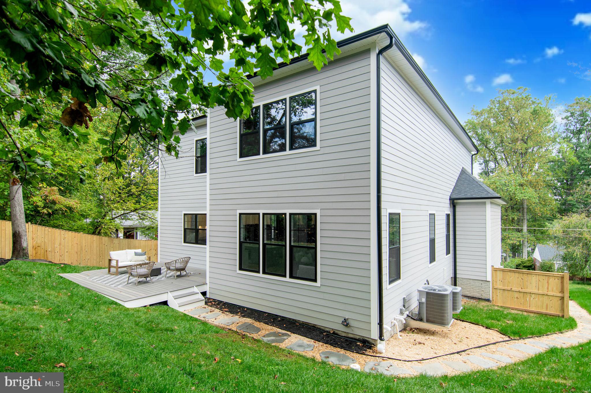 POPLAR HEIGHTS - Residential