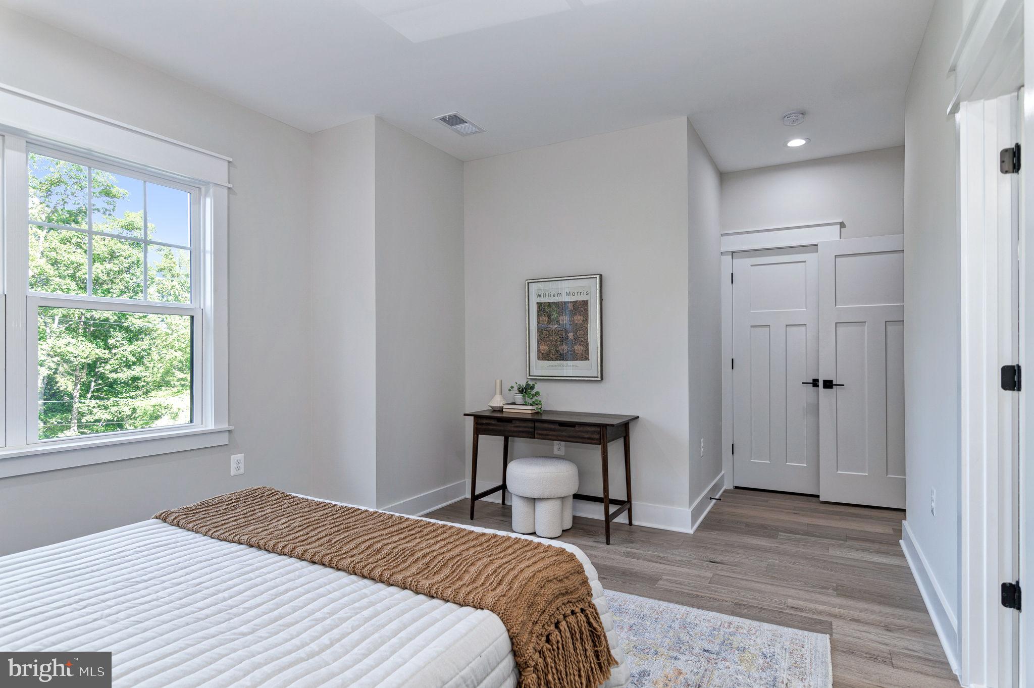 POPLAR HEIGHTS - Residential