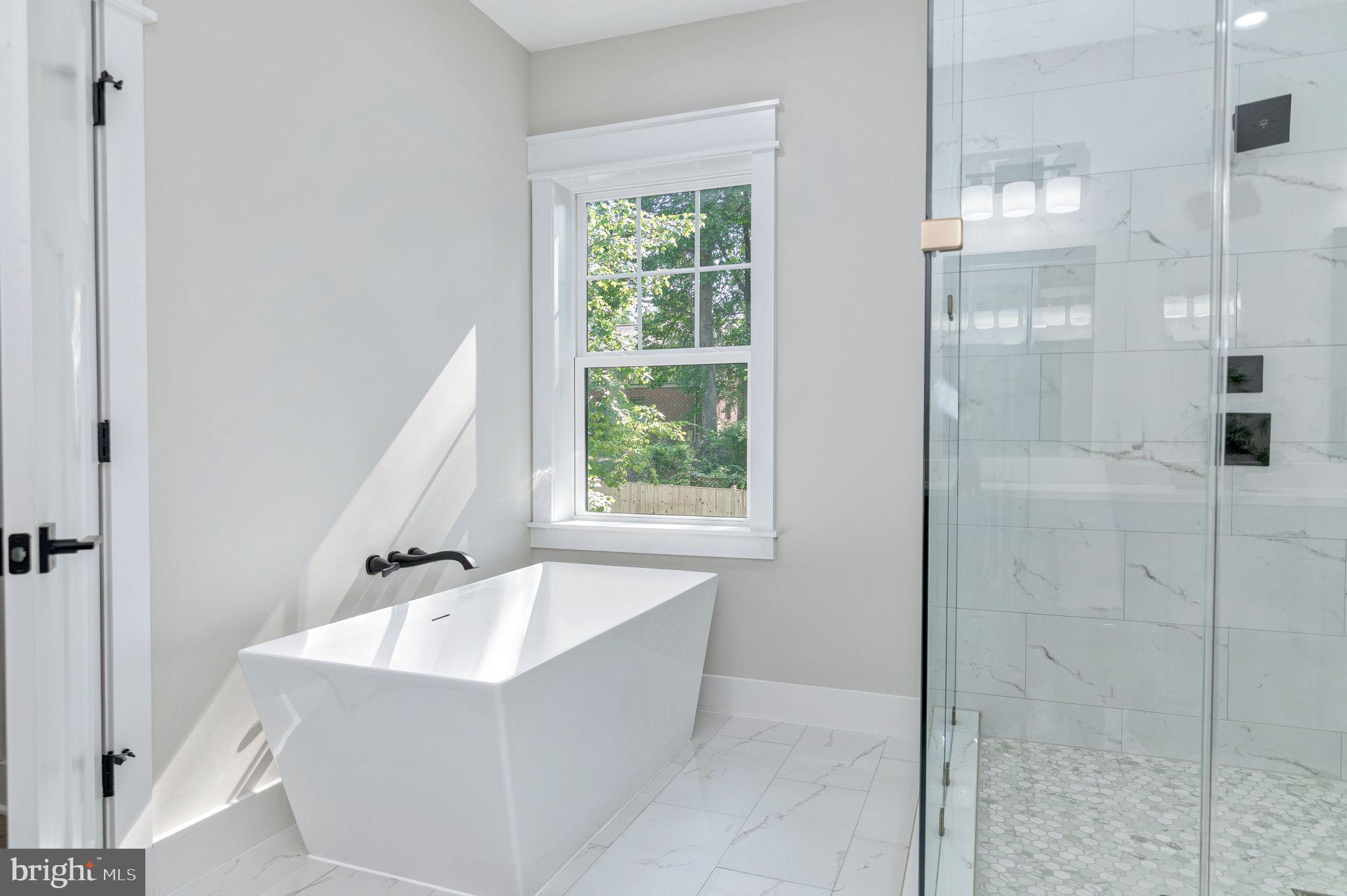 POPLAR HEIGHTS - Residential