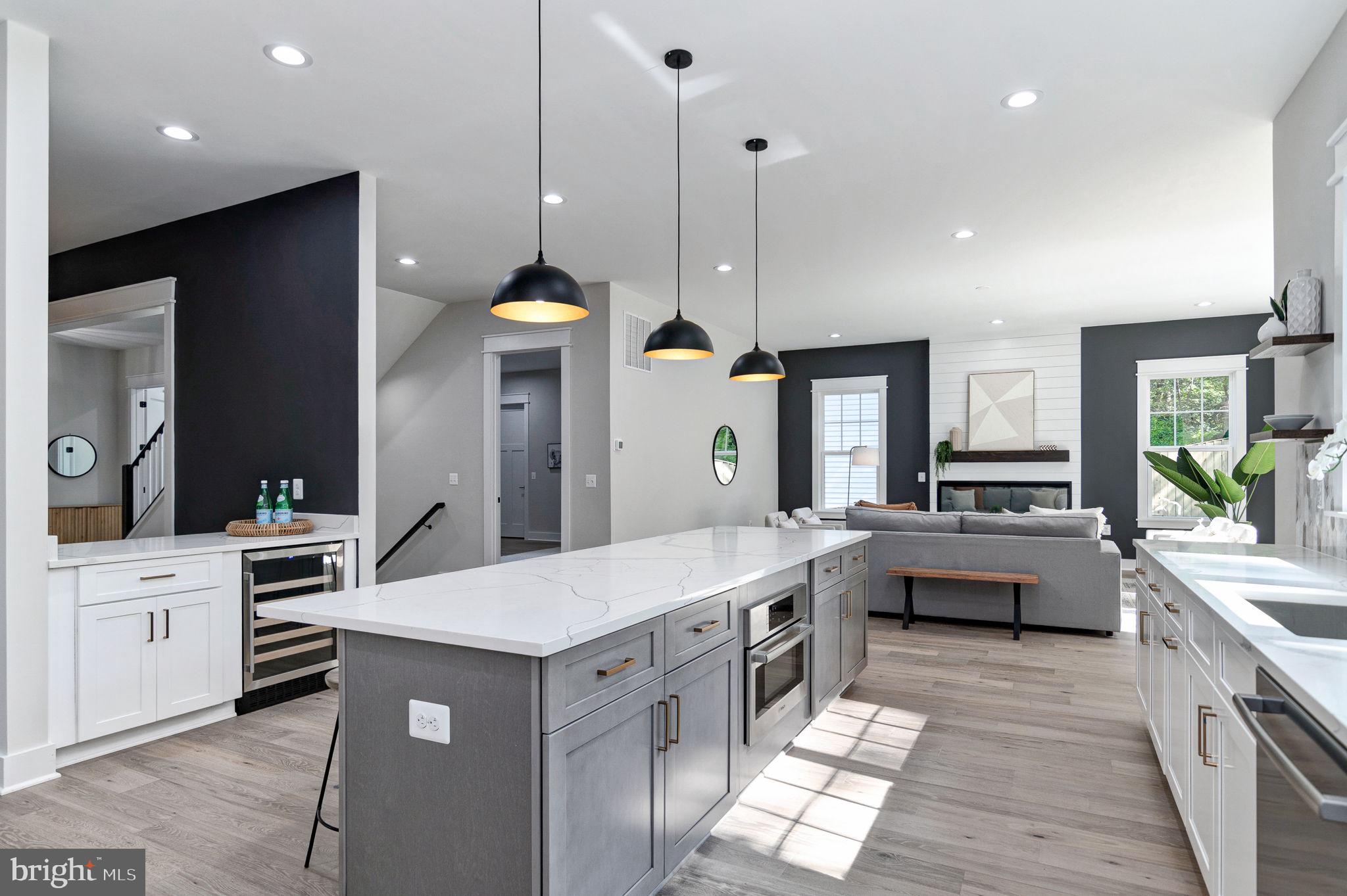 POPLAR HEIGHTS - Residential