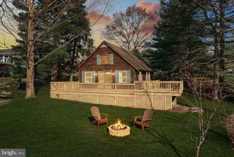 554 LAKE MEADE DRIVE EAST BERLIN PA 17316