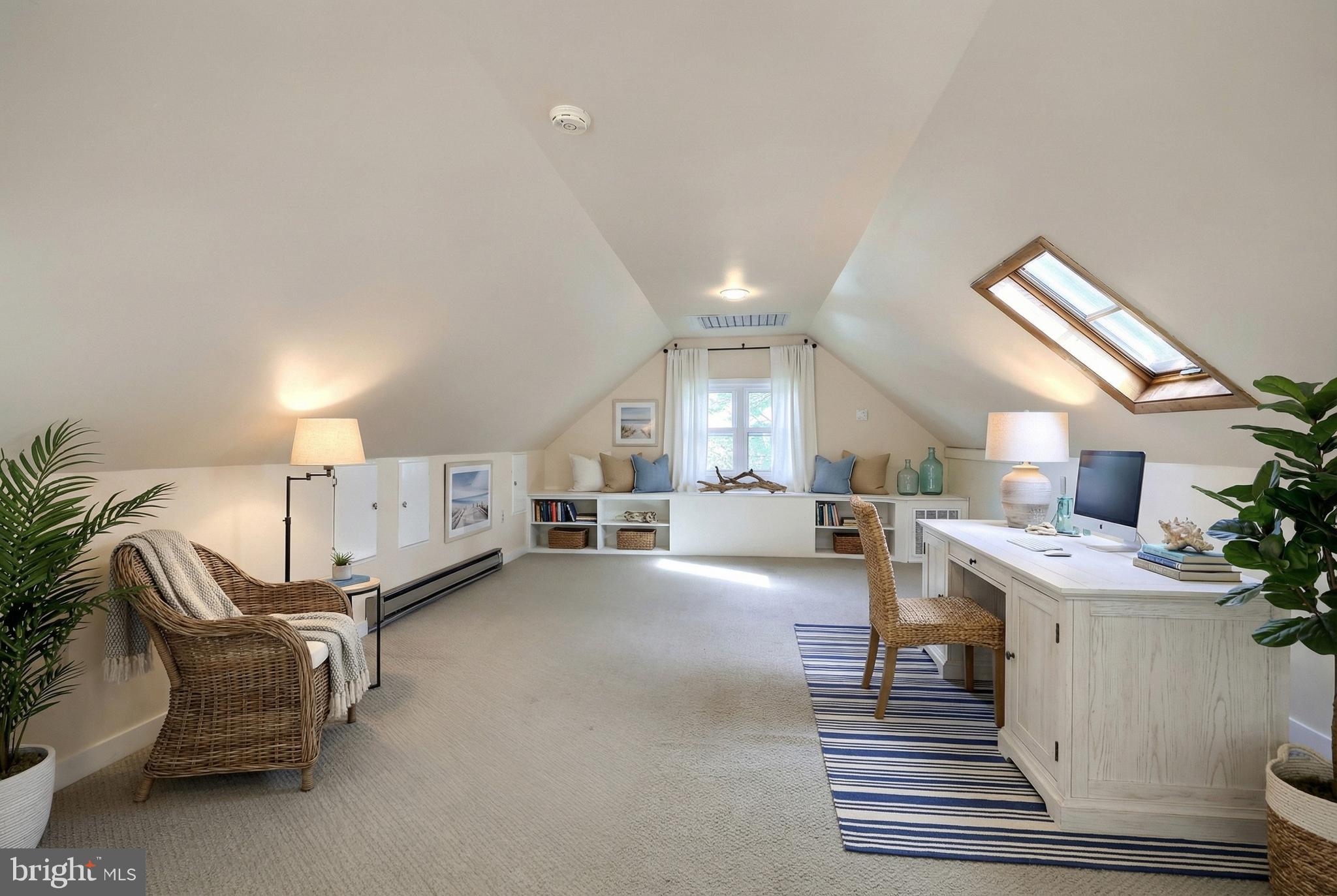 LAKE MEADE - Residential