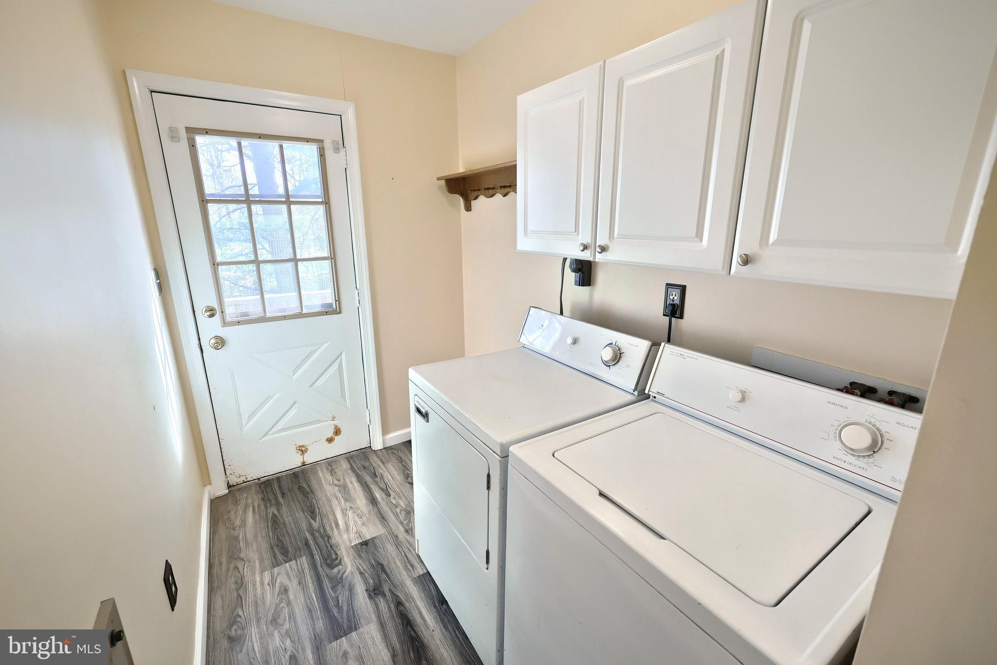 LAKE MEADE - Residential