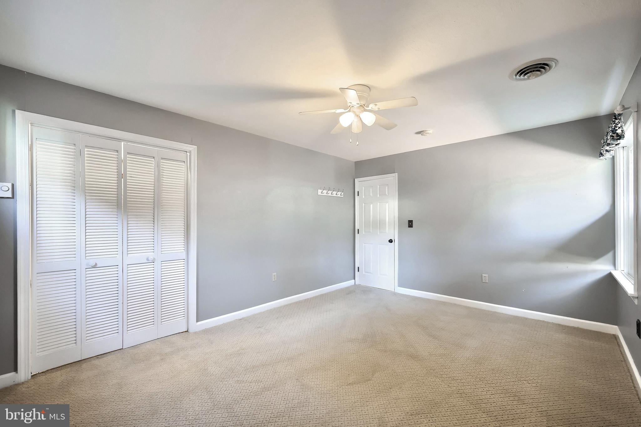 LAKE MEADE - Residential