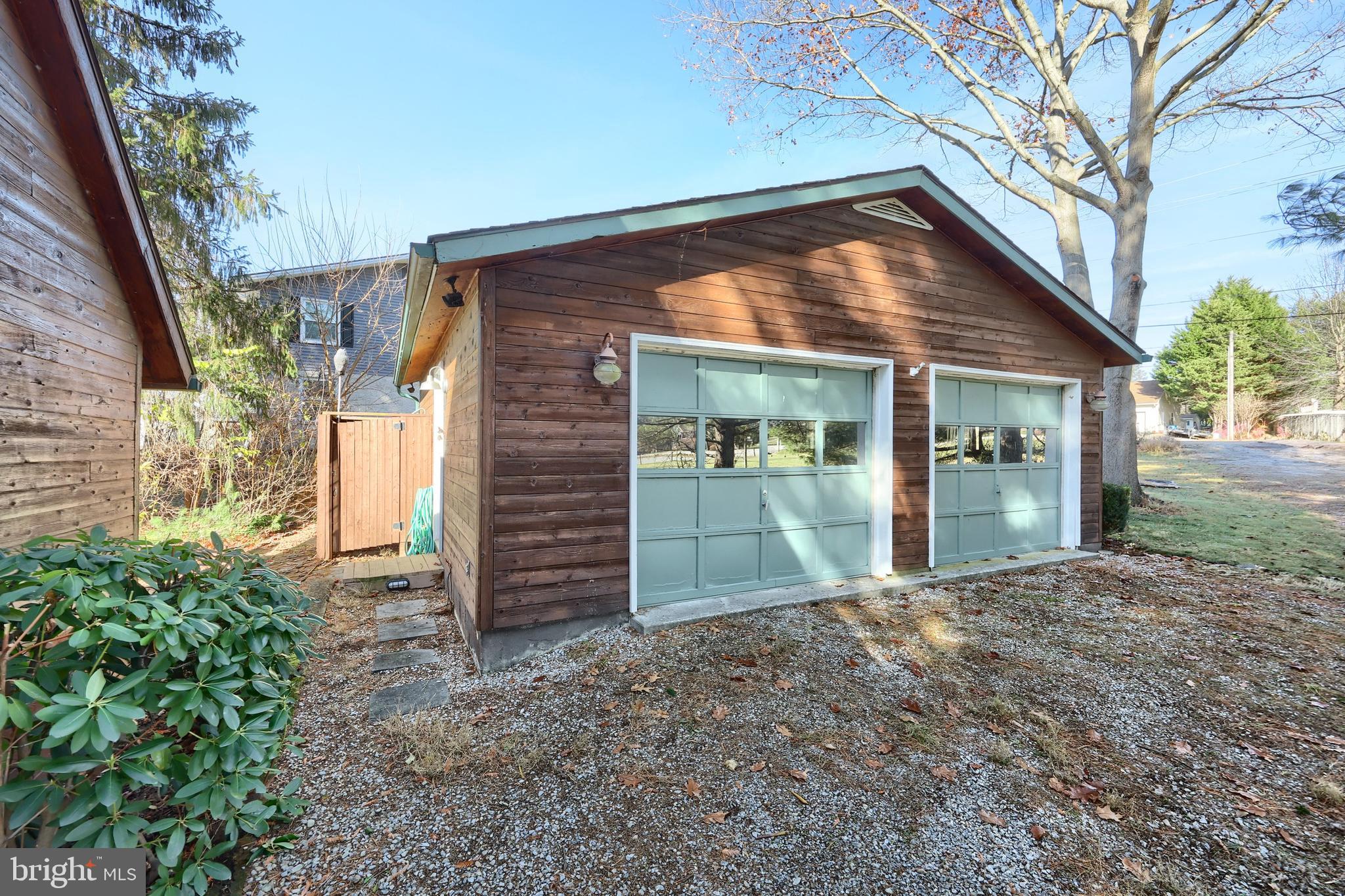 LAKE MEADE - Residential