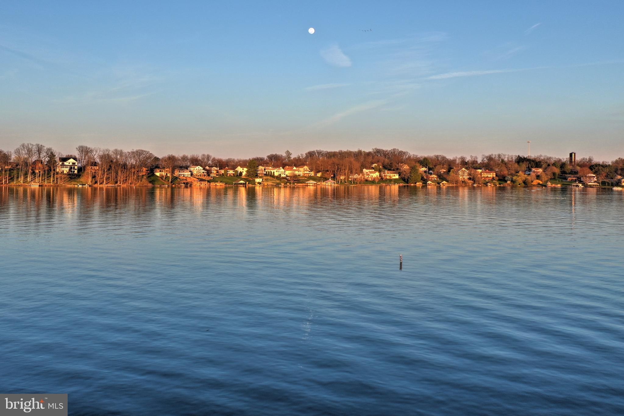 LAKE MEADE - Residential