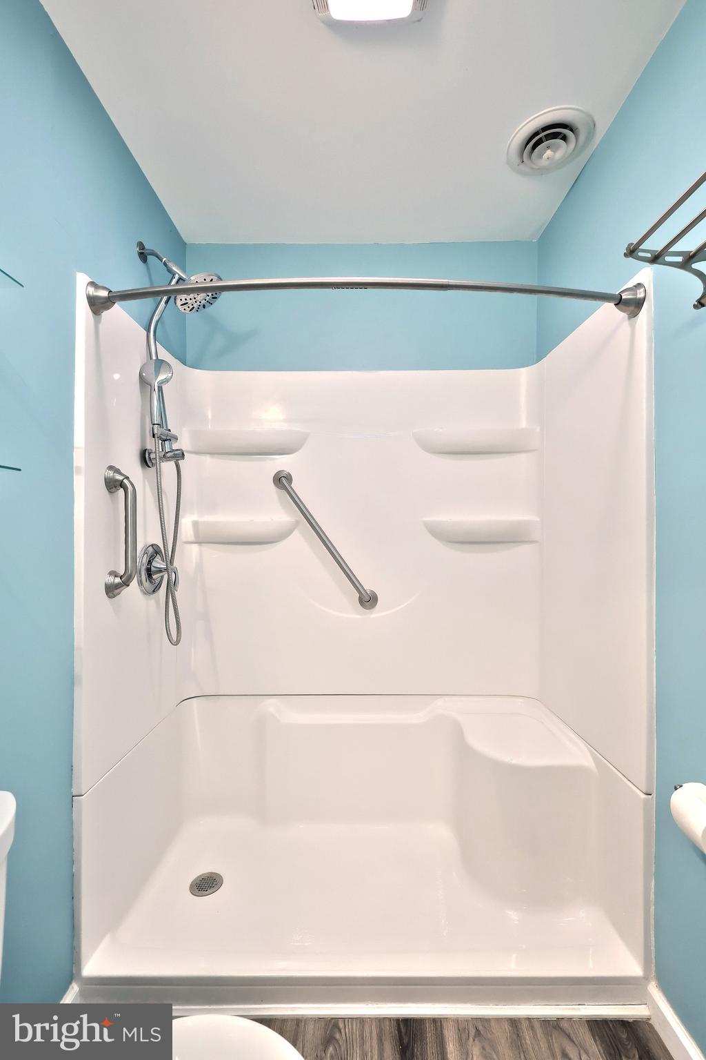 LAKE MEADE - Residential