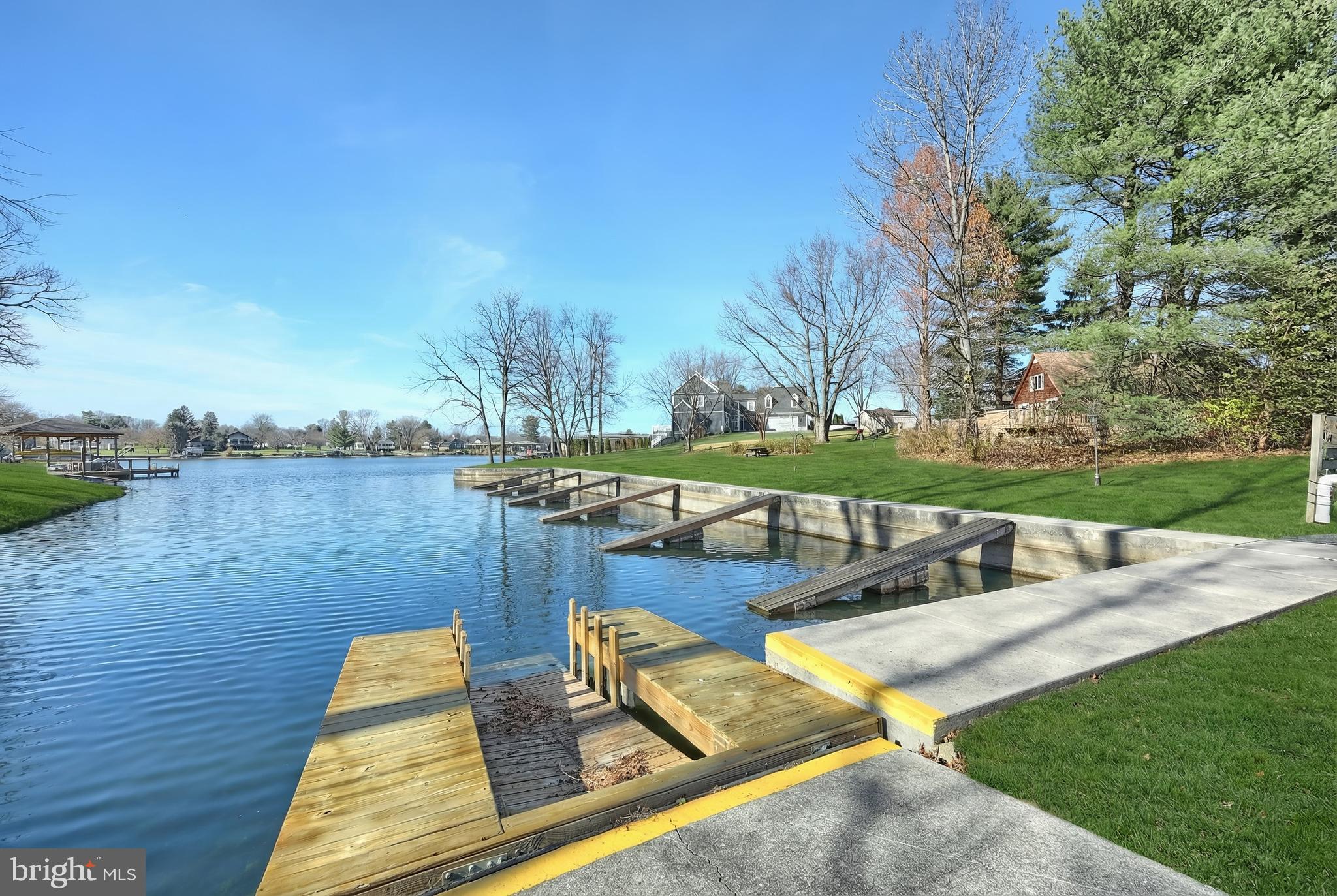 LAKE MEADE - Residential