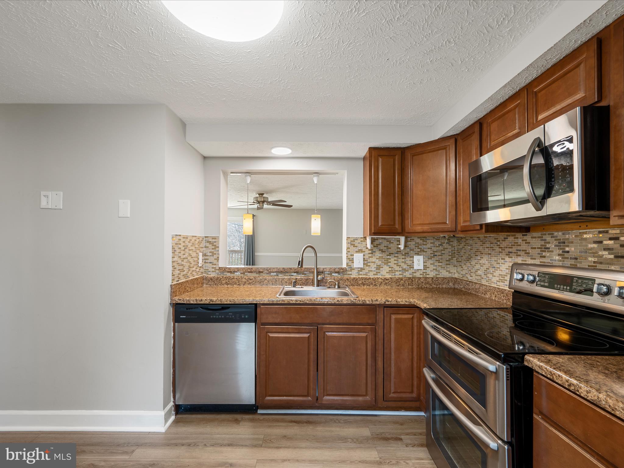 MONTCLAIR ST4 - Residential