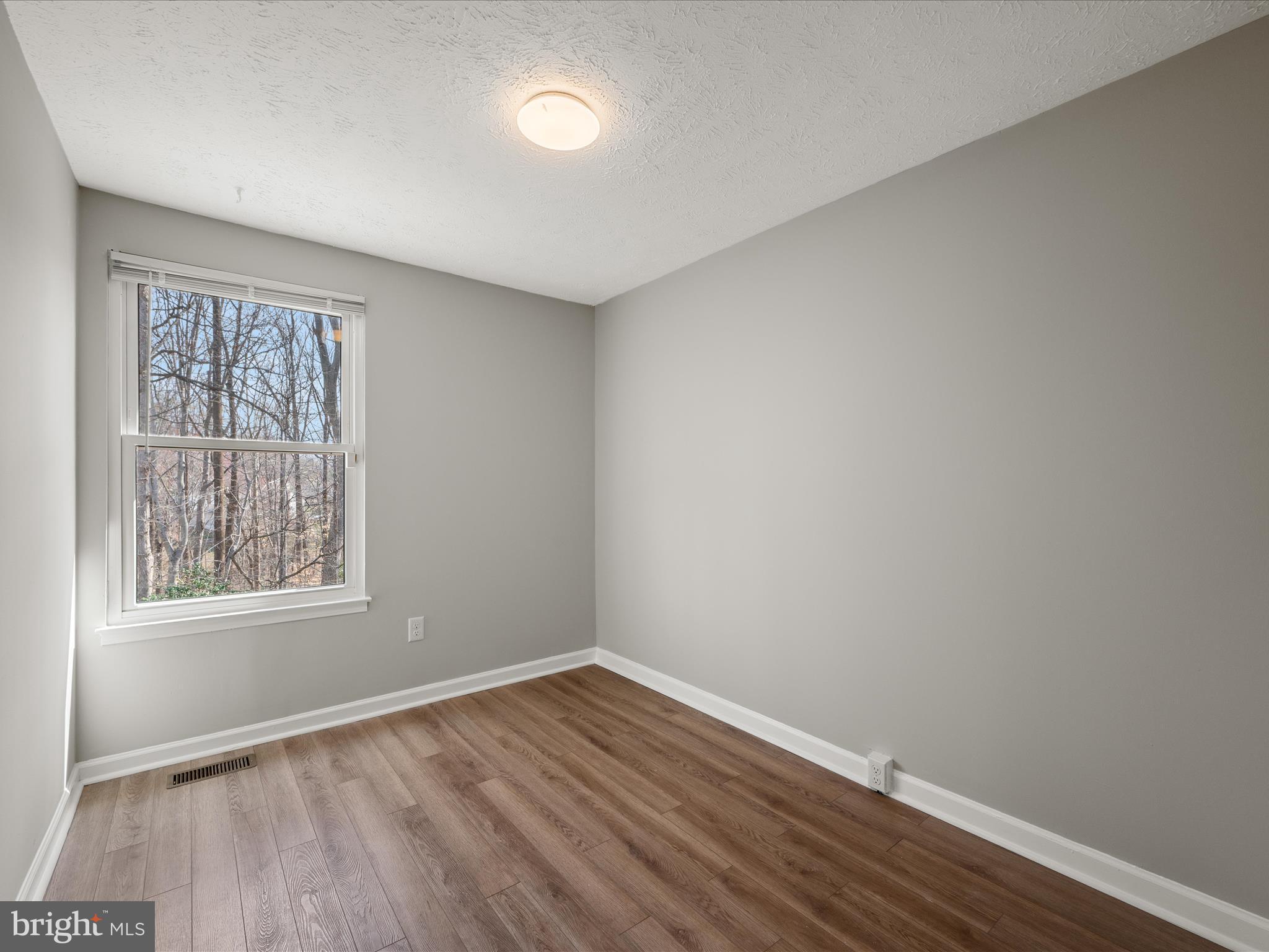 MONTCLAIR ST4 - Residential