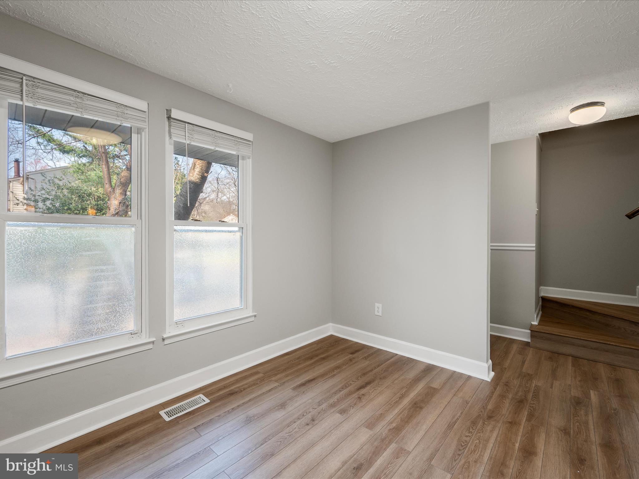 MONTCLAIR ST4 - Residential