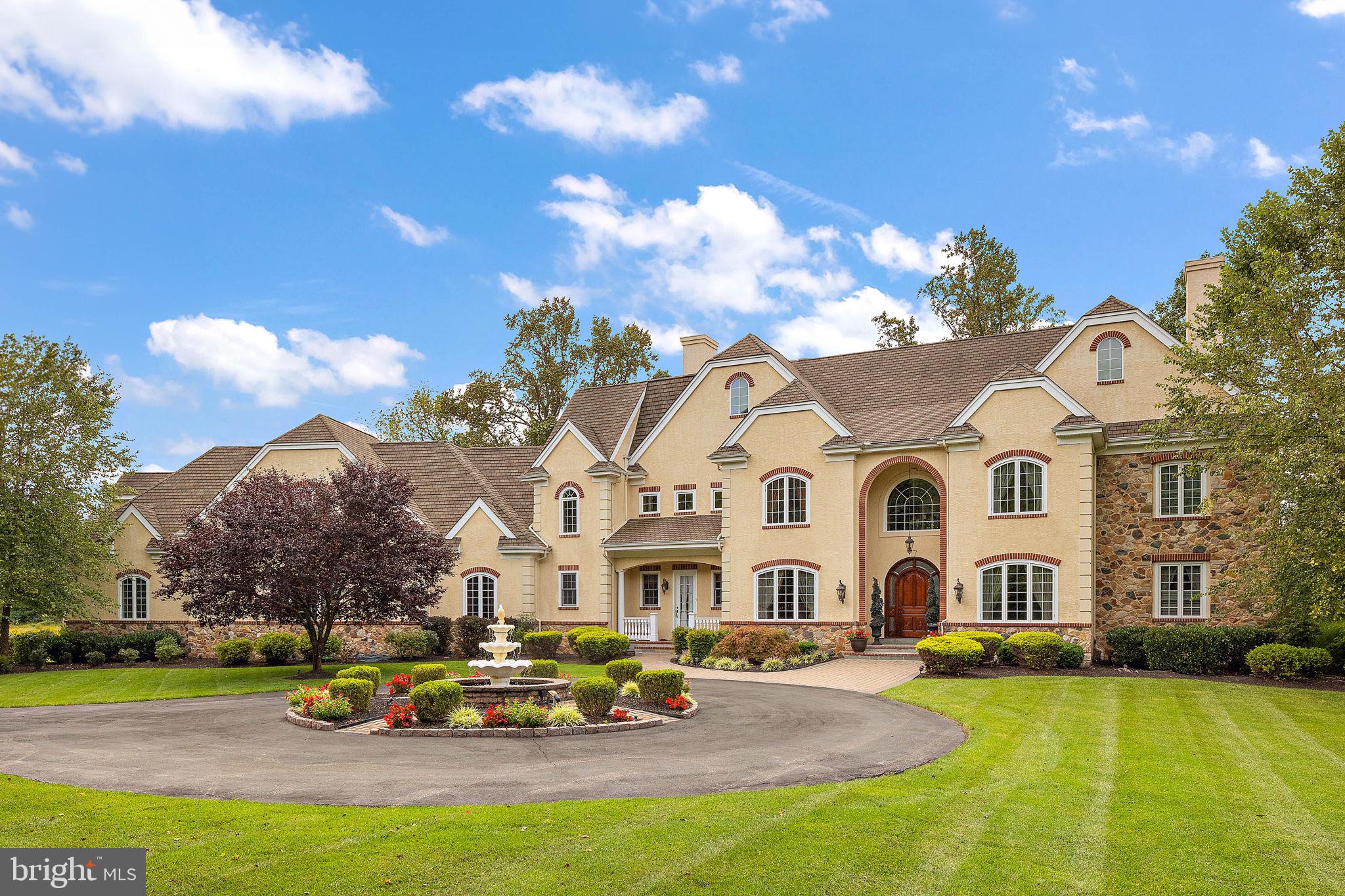 203 ALISONS WAY