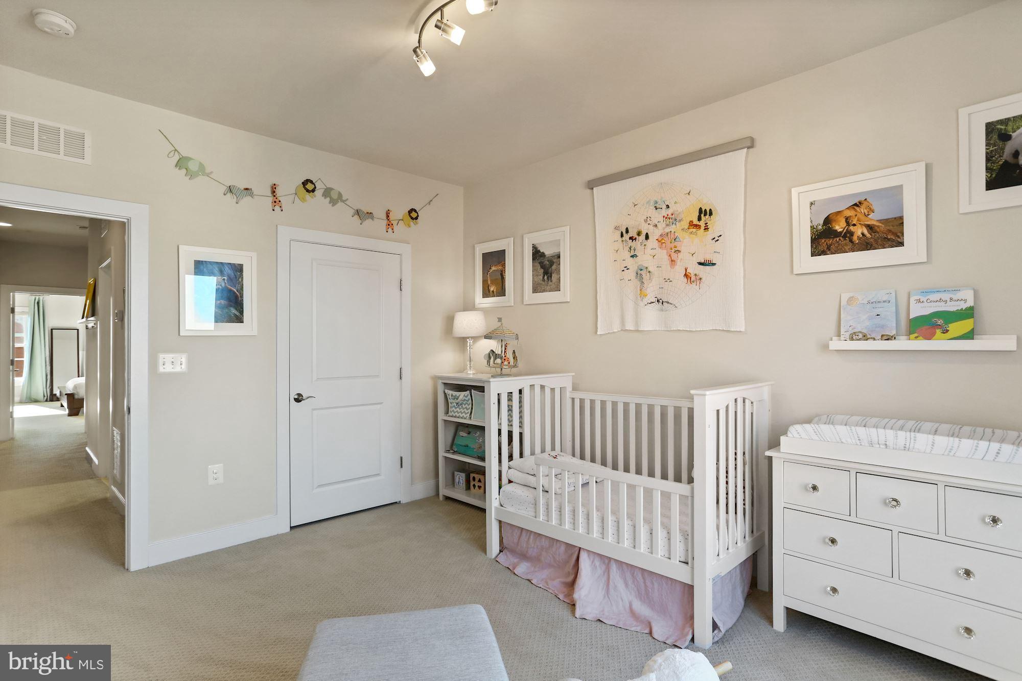 POTOMAC YARD CONDOMINIUM - Residential