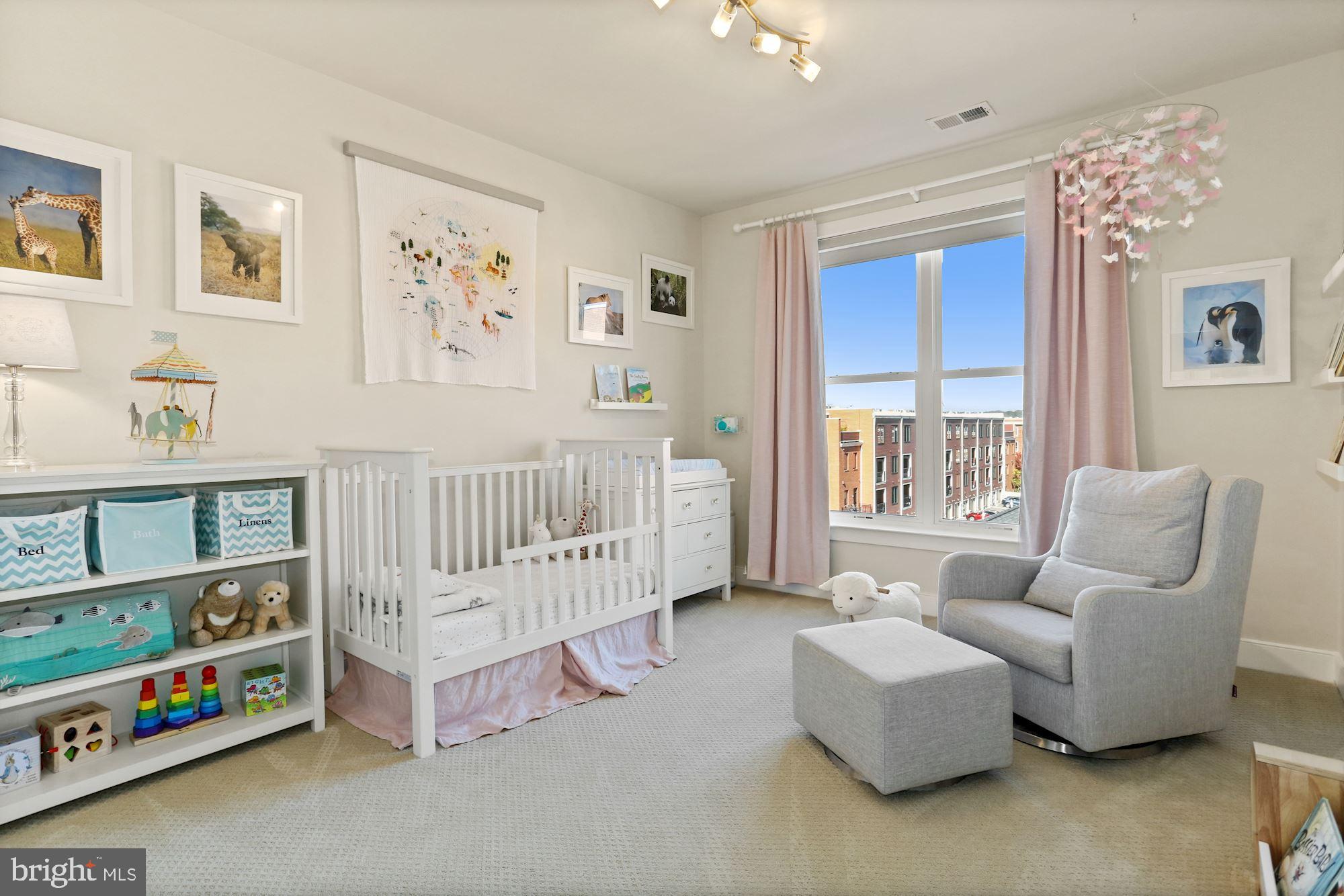 POTOMAC YARD CONDOMINIUM - Residential