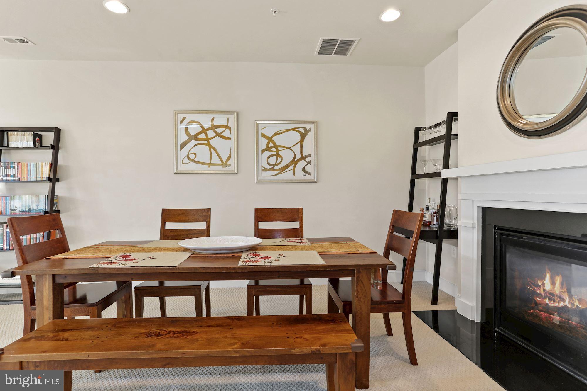 POTOMAC YARD CONDOMINIUM - Residential