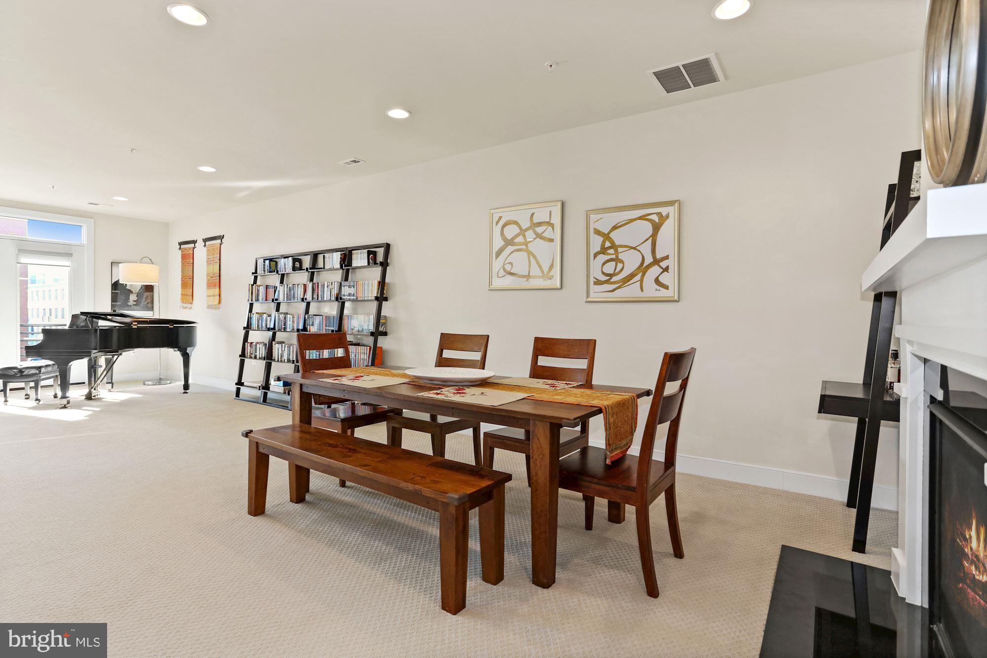 POTOMAC YARD CONDOMINIUM - Residential