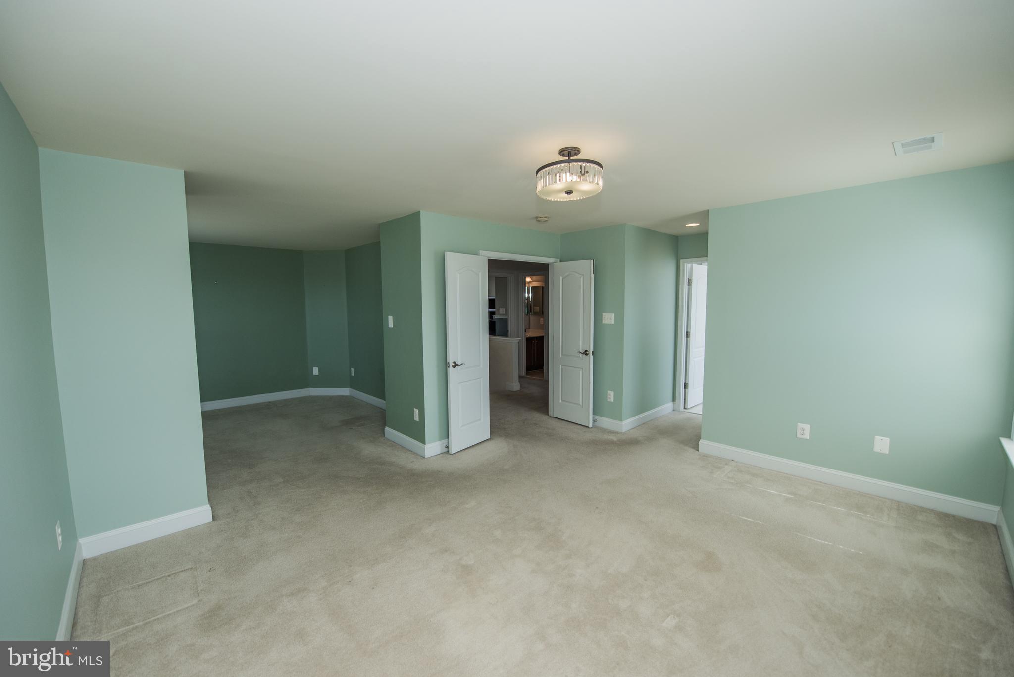 HAMMONDS MILL - Residential