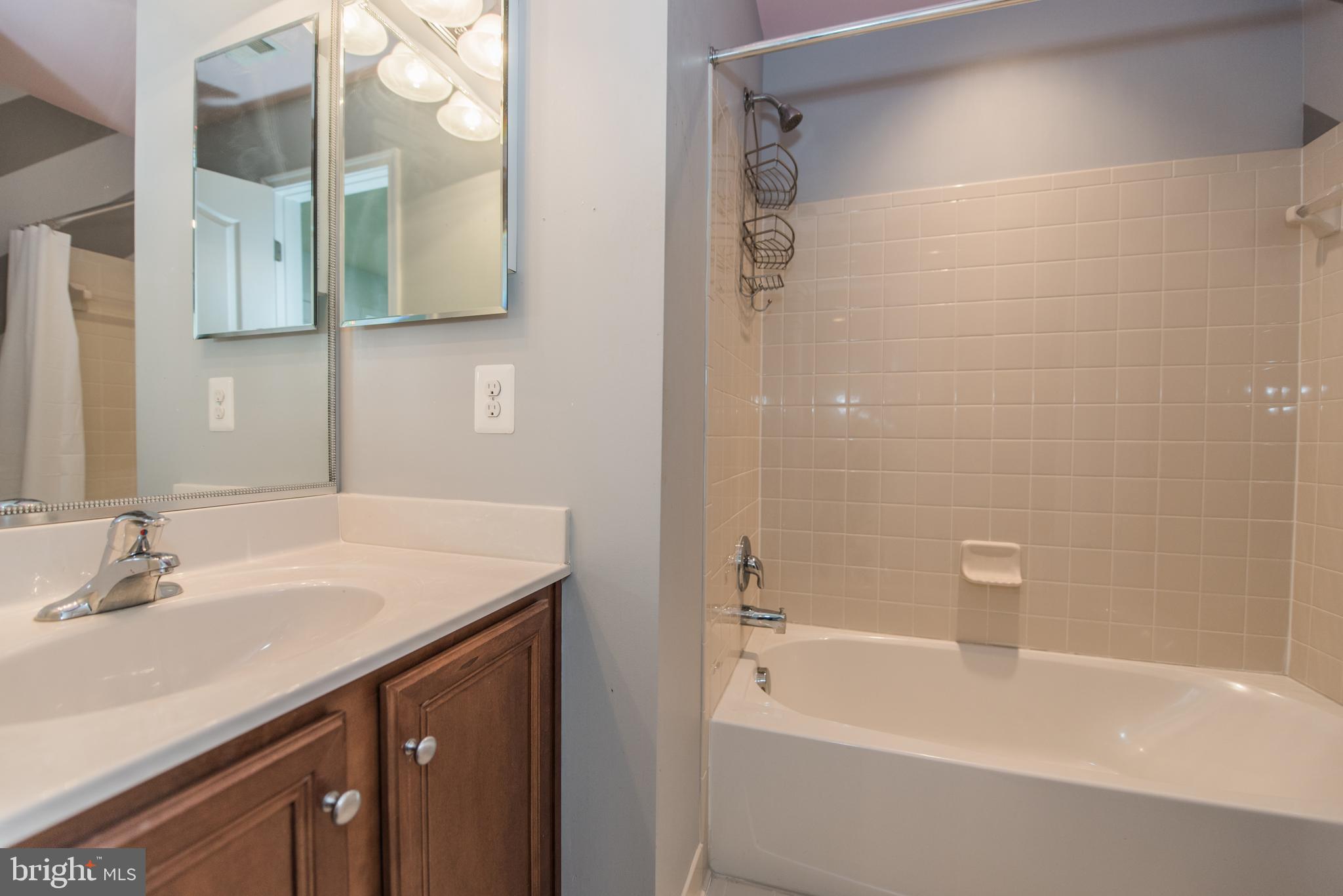 HAMMONDS MILL - Residential