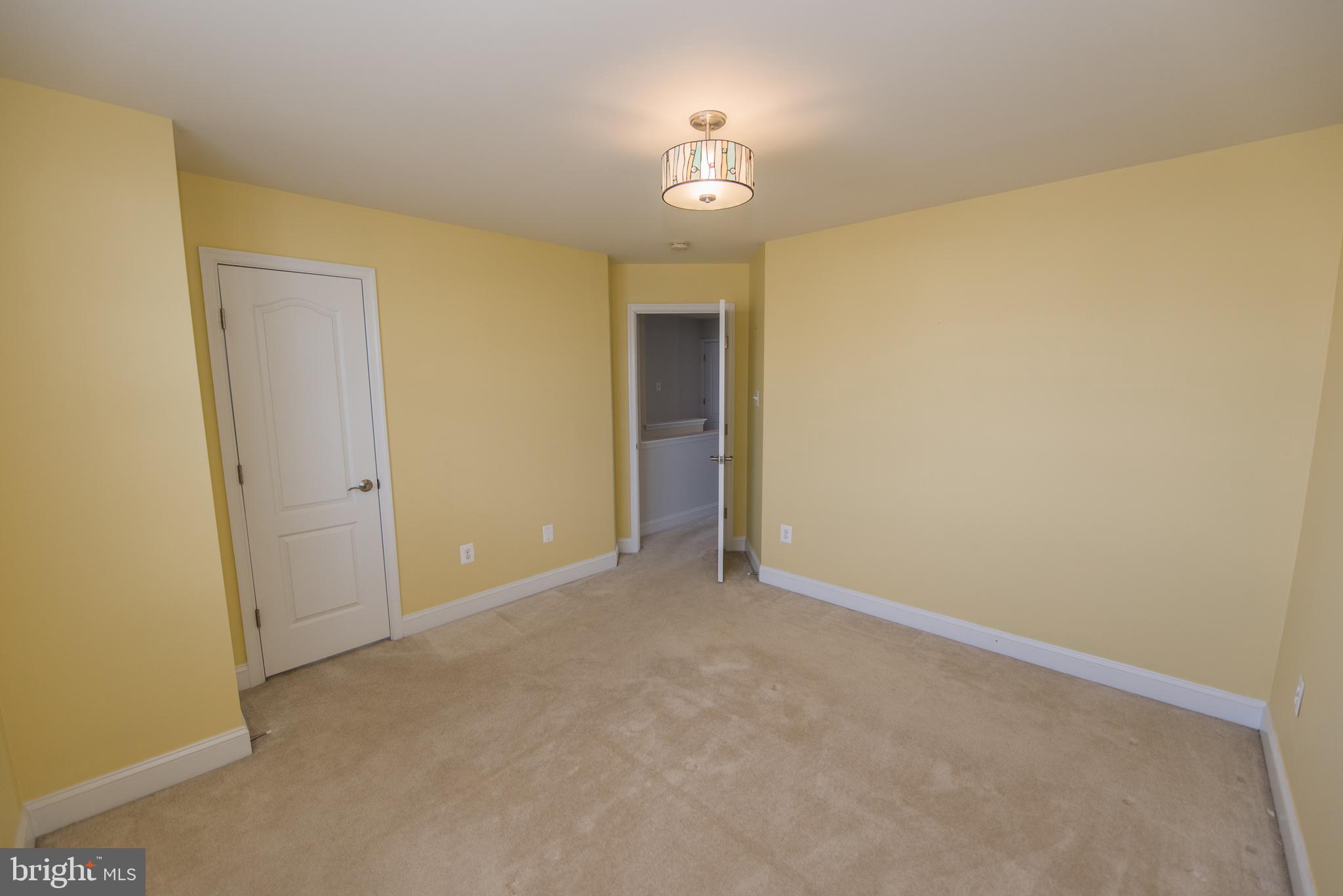 HAMMONDS MILL - Residential