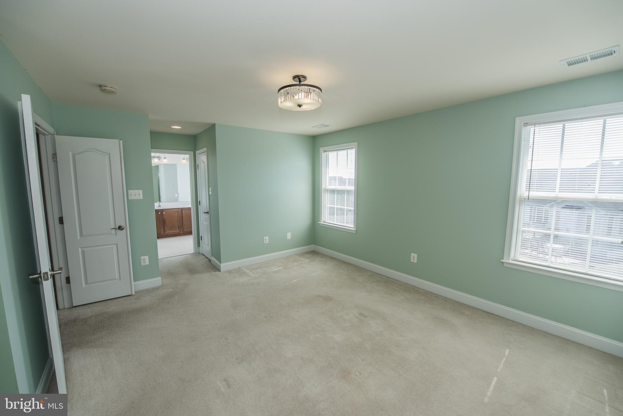 HAMMONDS MILL - Residential