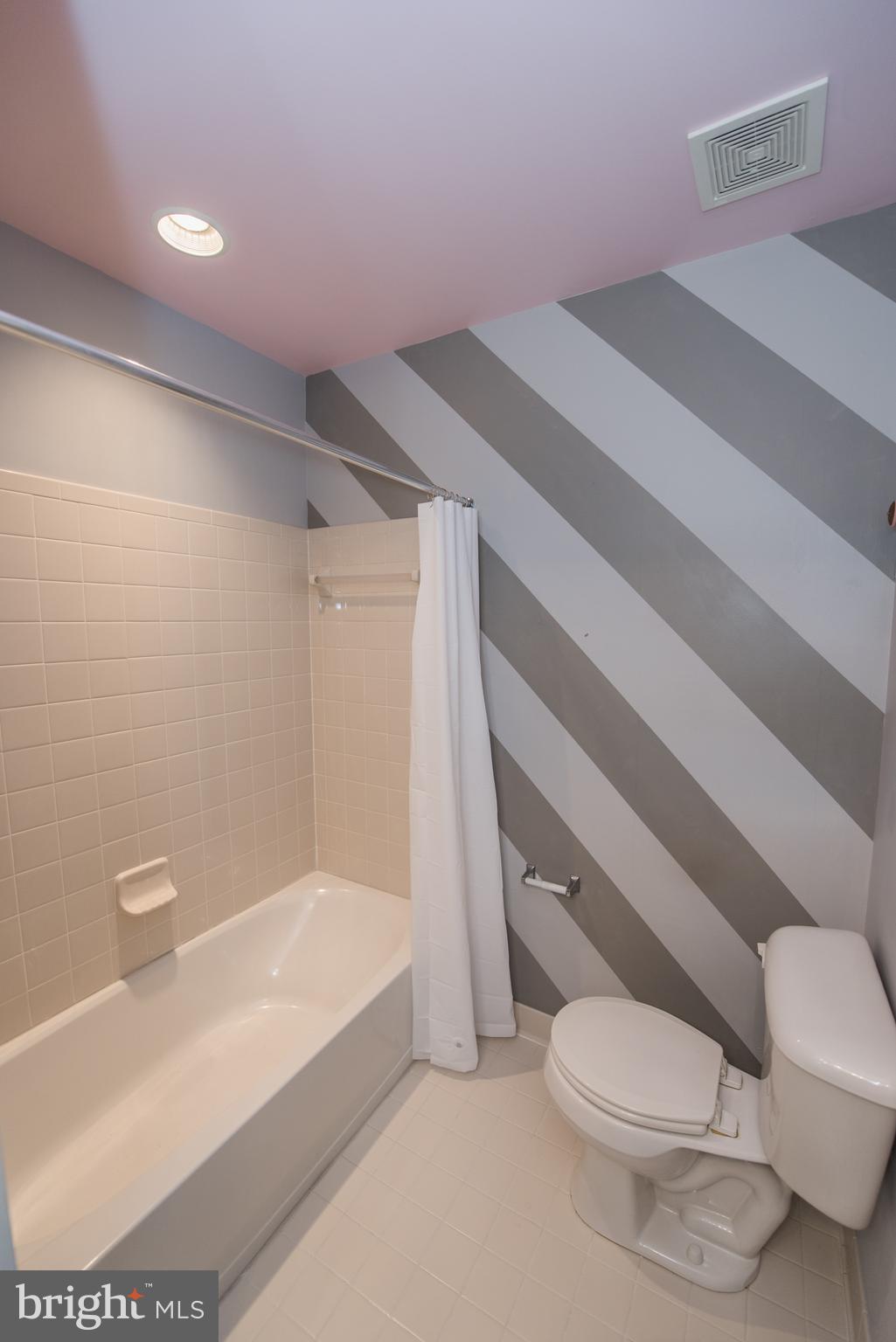 HAMMONDS MILL - Residential